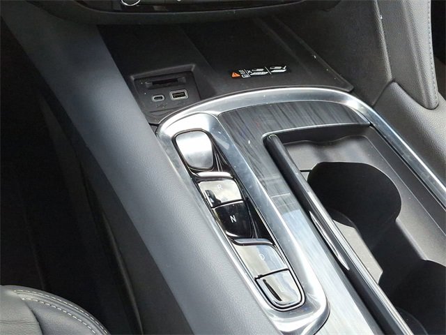 Used 2023 Buick Enclave Essence image 26