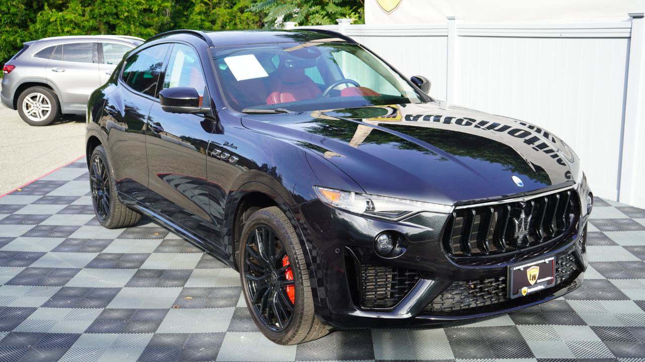 Used 2023 Maserati Levante Modena AWD/4WD image 2