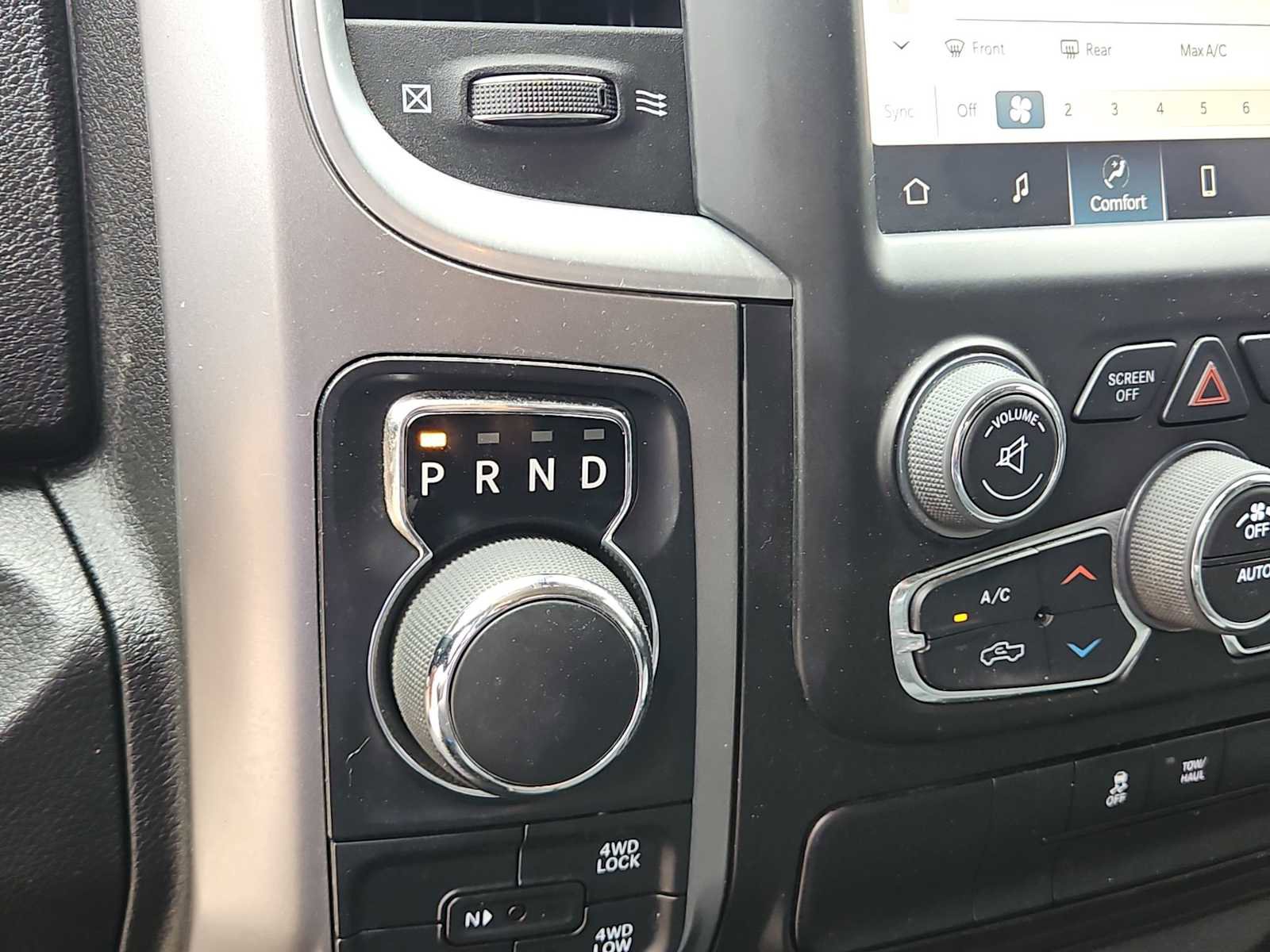 Used 2023 RAM 1500 Classic SLT w/ Electronics Group AWD/4WD image 21