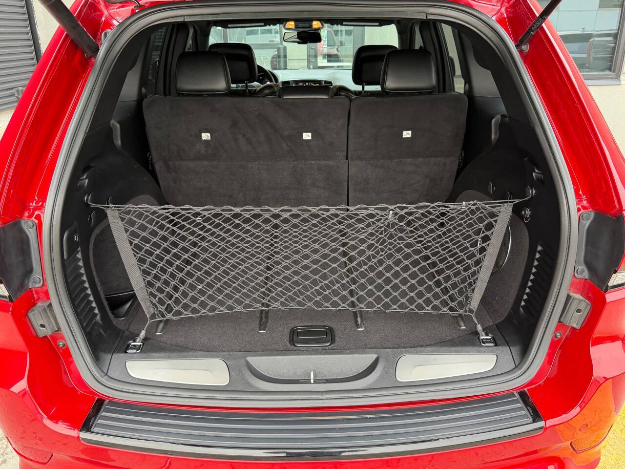 Used 2014 Jeep Grand Cherokee SRT8 w/ Luxury Group II AWD/4WD image 37