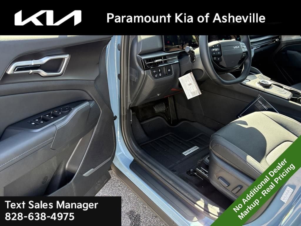 New 2026 Kia Sportage EX image 17