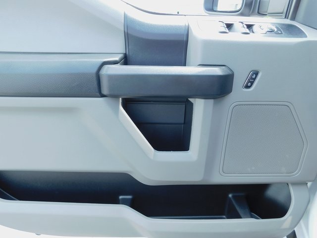 Used 2022 Ford F550 XL w/ Power Equipment Group image 19