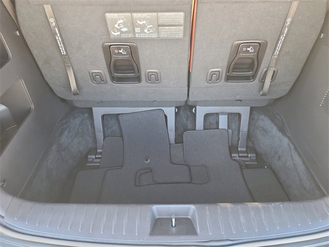 Used 2025 Kia Carnival SX Prestige image 36