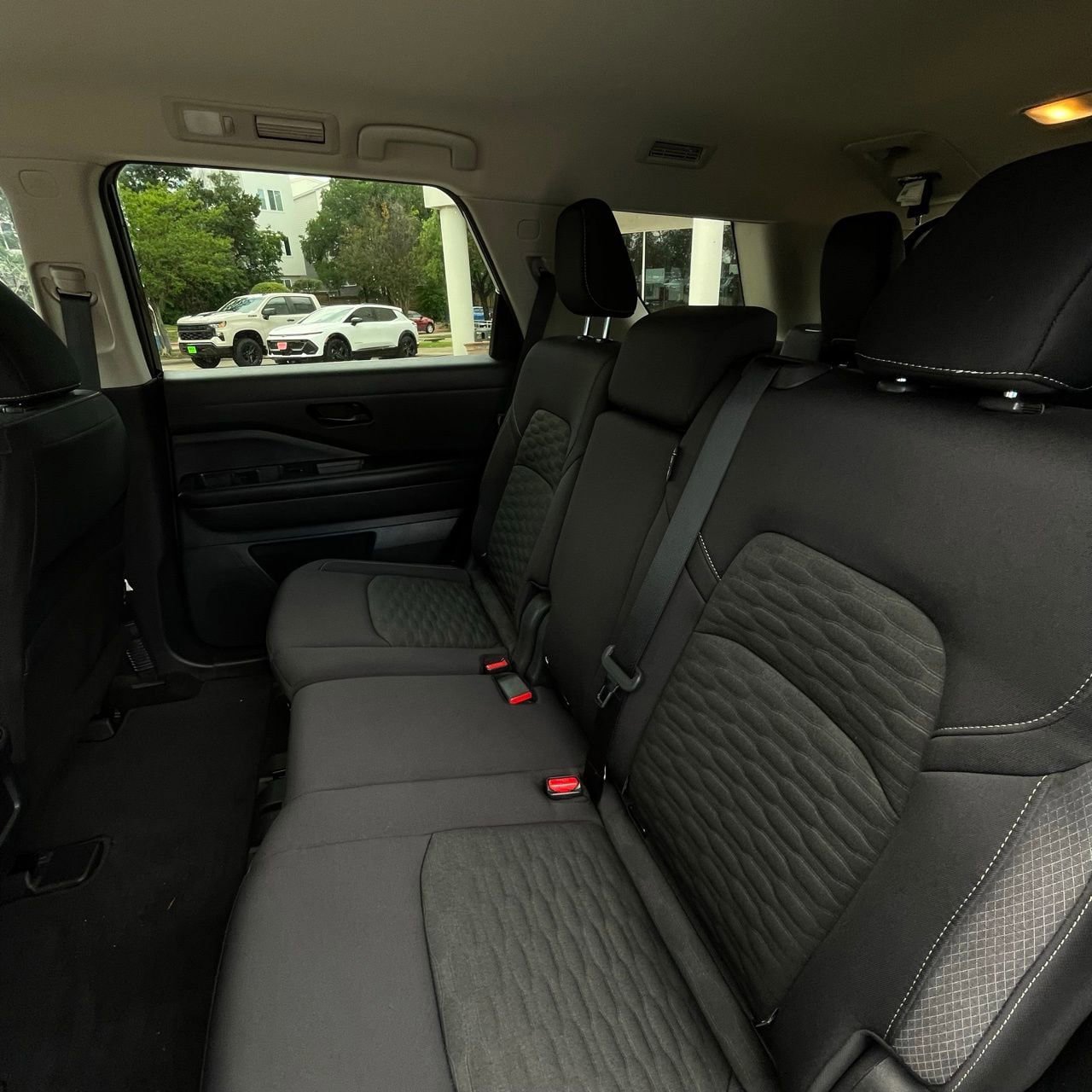 Used 2024 Nissan Pathfinder S w/ Cargo Package FWD image 23