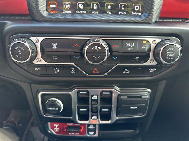 Certified 2023 Jeep Wrangler Unlimited Rubicon w/ Xtreme 35 Tire Package image 16