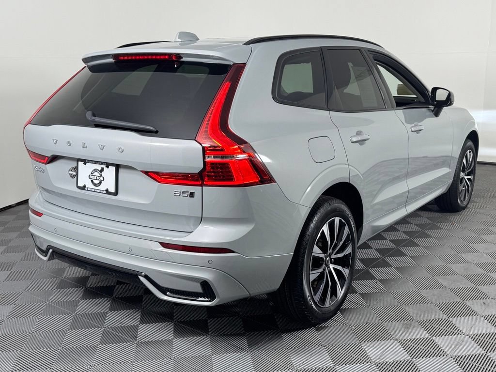 Certified 2024 Volvo XC60 B5 Core w/ Climate Package AWD/4WD image 6