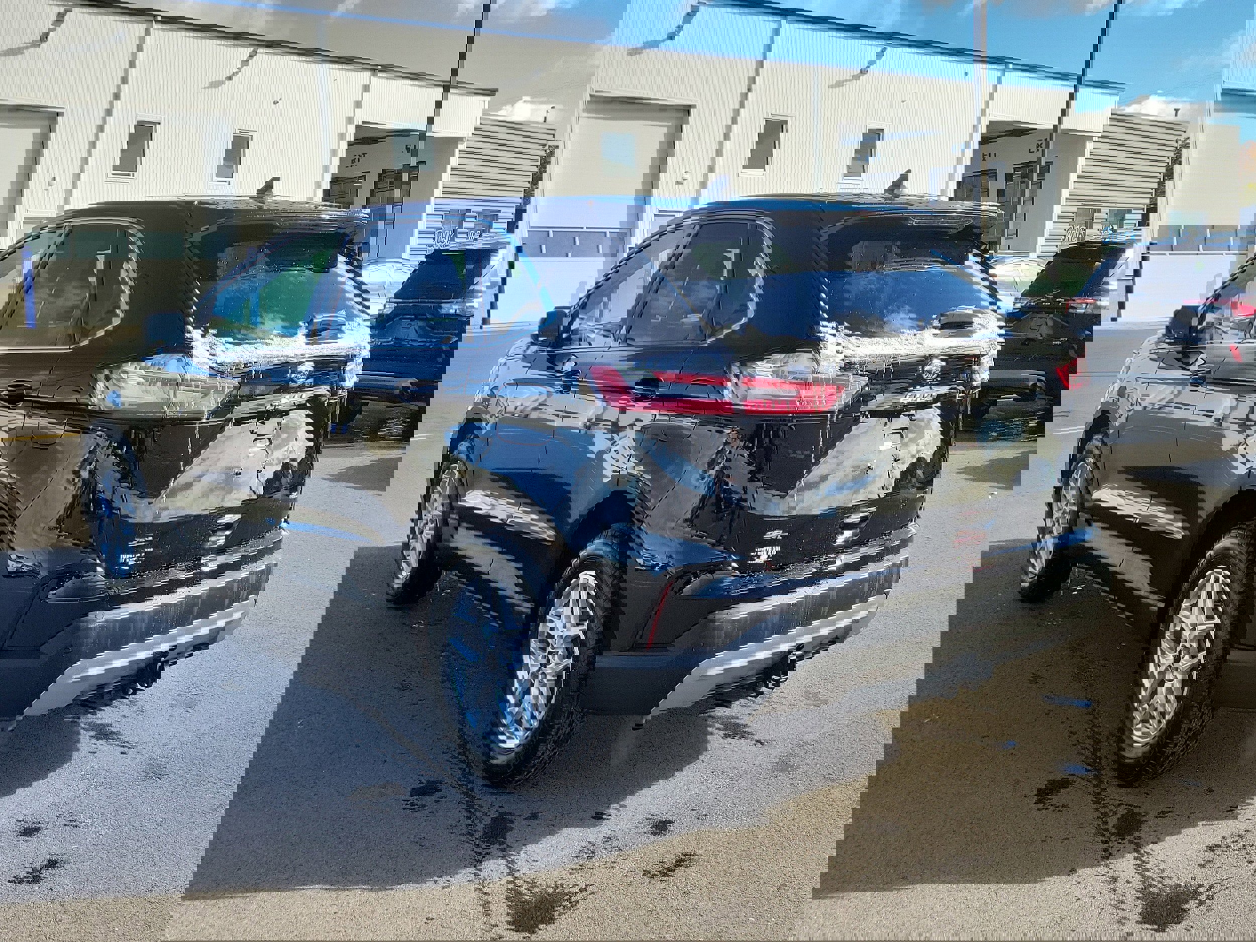 Used 2024 Ford Edge SEL w/ Convenience Package image 3