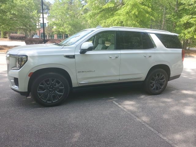 Used 2023 GMC Yukon Denali AWD/4WD image 2