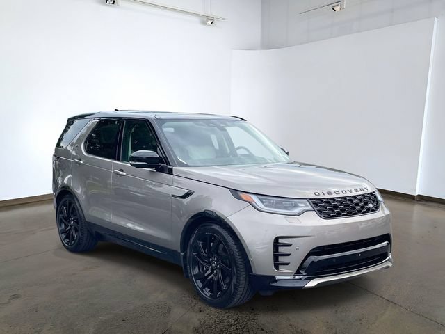 Used 2025 Land Rover Discovery Dynamic SE AWD/4WD image 6