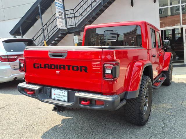 Certified 2020 Jeep Gladiator Rubicon w/ Dual Top Group AWD/4WD image 5