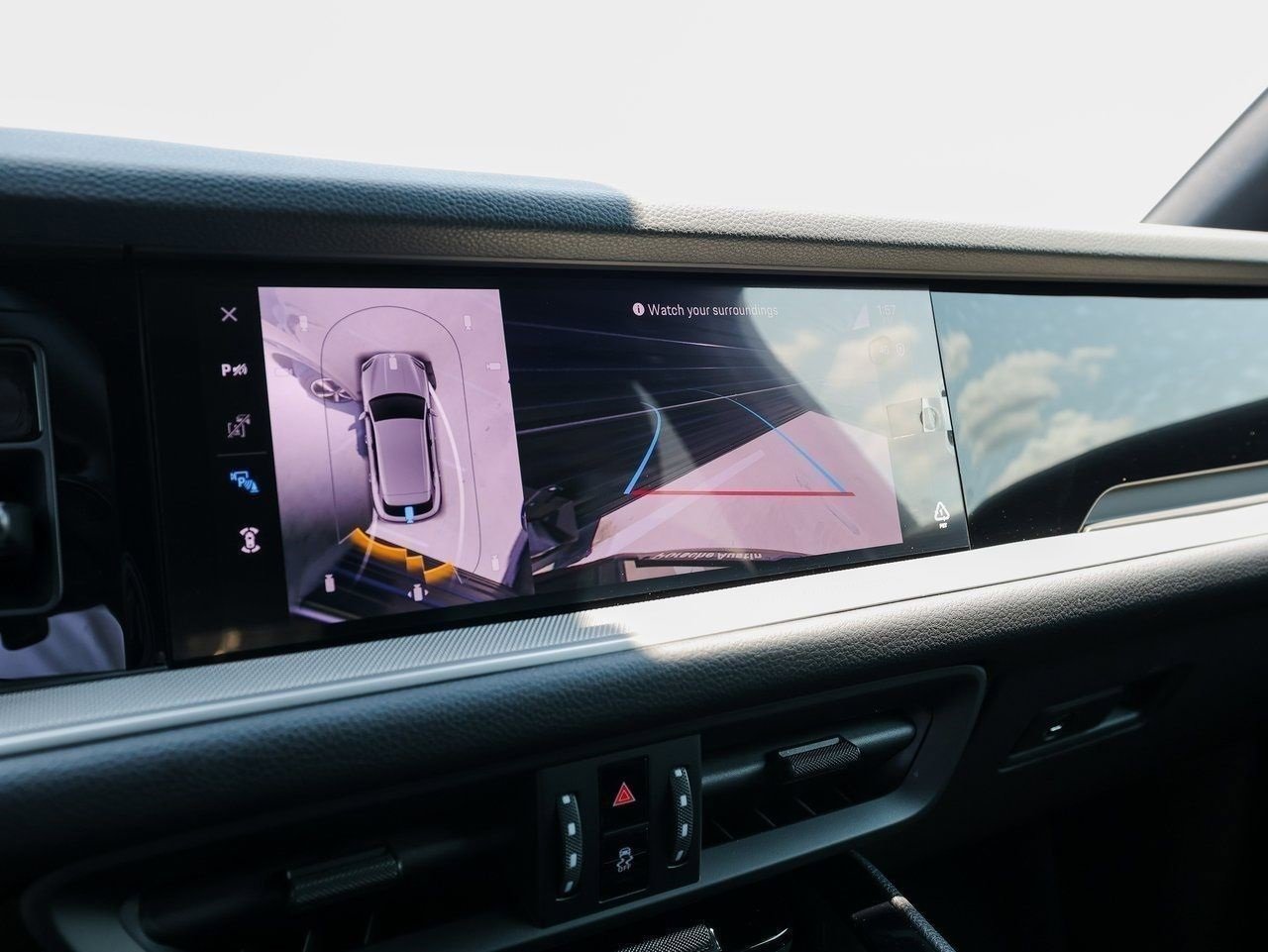 Certified 2025 Porsche Cayenne image 19