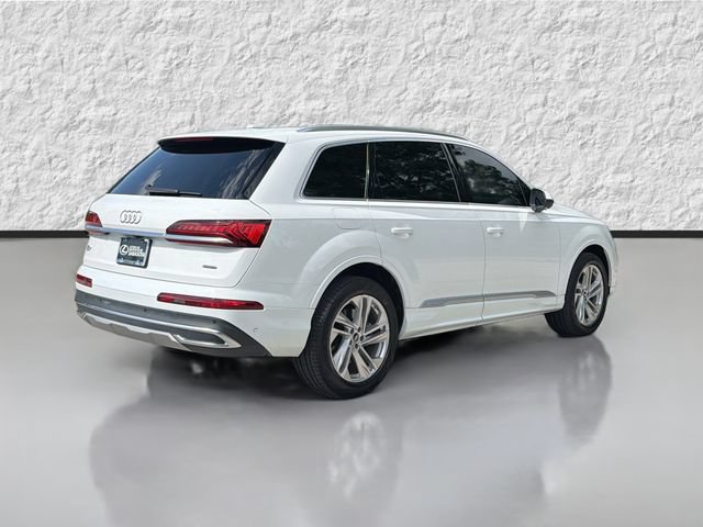 Used 2022 Audi Q7 2.0T Premium w/ Convenience Package AWD/4WD image 3