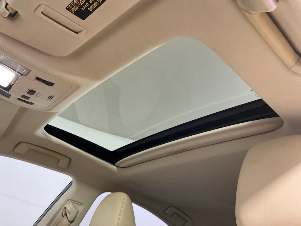 Used 2016 Lexus ES 350 w/ Premium Package w/Wood Trim FWD image 22