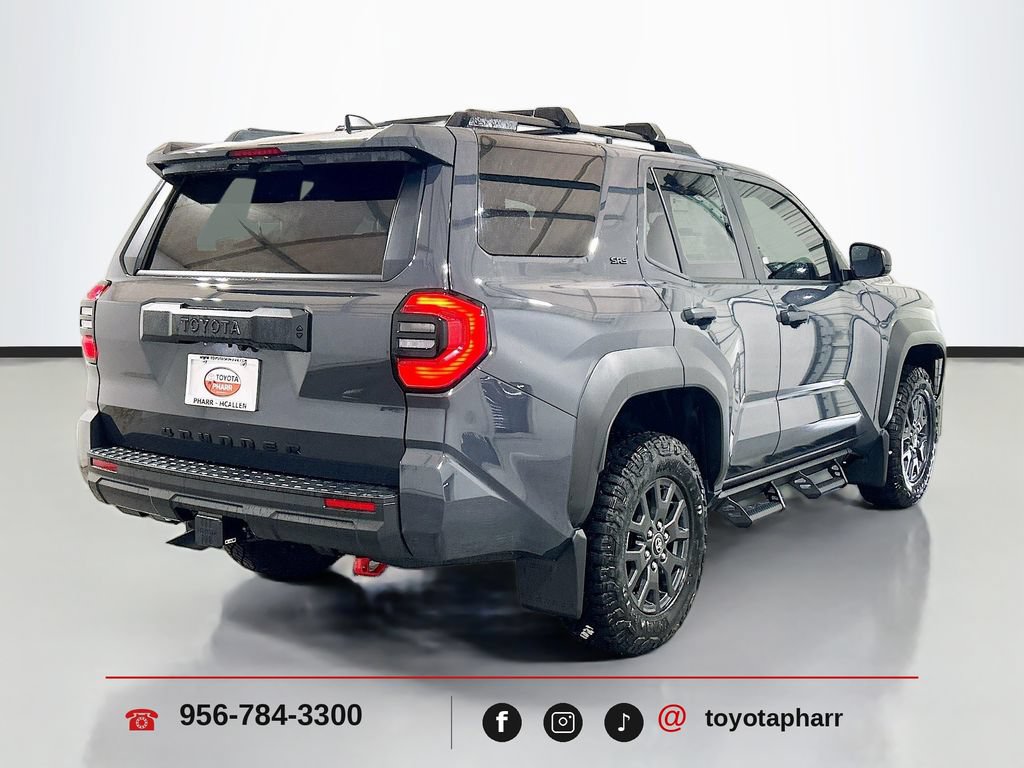 New 2026 Toyota 4Runner SR5 AWD/4WD image 4