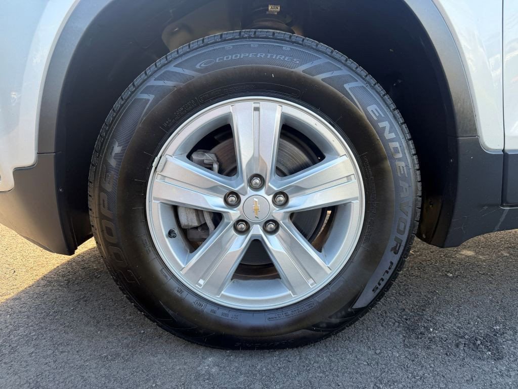 Used 2022 Chevrolet Trax LT w/ Driver Confidence Package AWD/4WD image 8