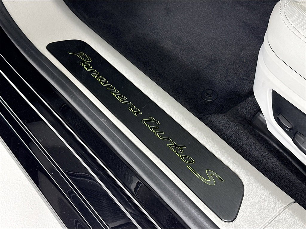 Used 2023 Porsche Panamera Turbo S image 13