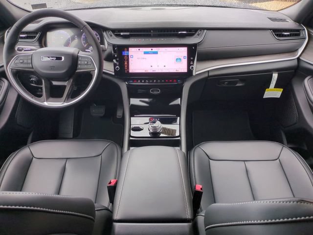 New 2026 Jeep Grand Cherokee L Limited AWD/4WD image 15