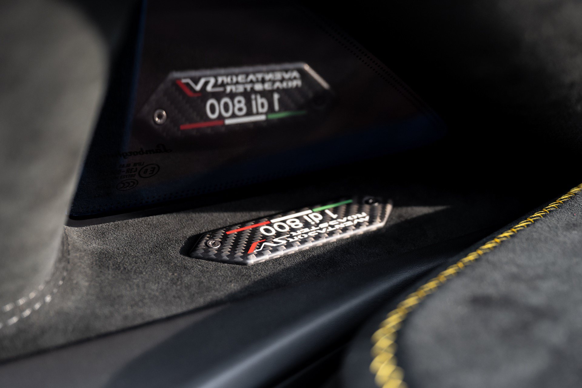 Used 2021 Lamborghini Aventador SVJ AWD/4WD image 31