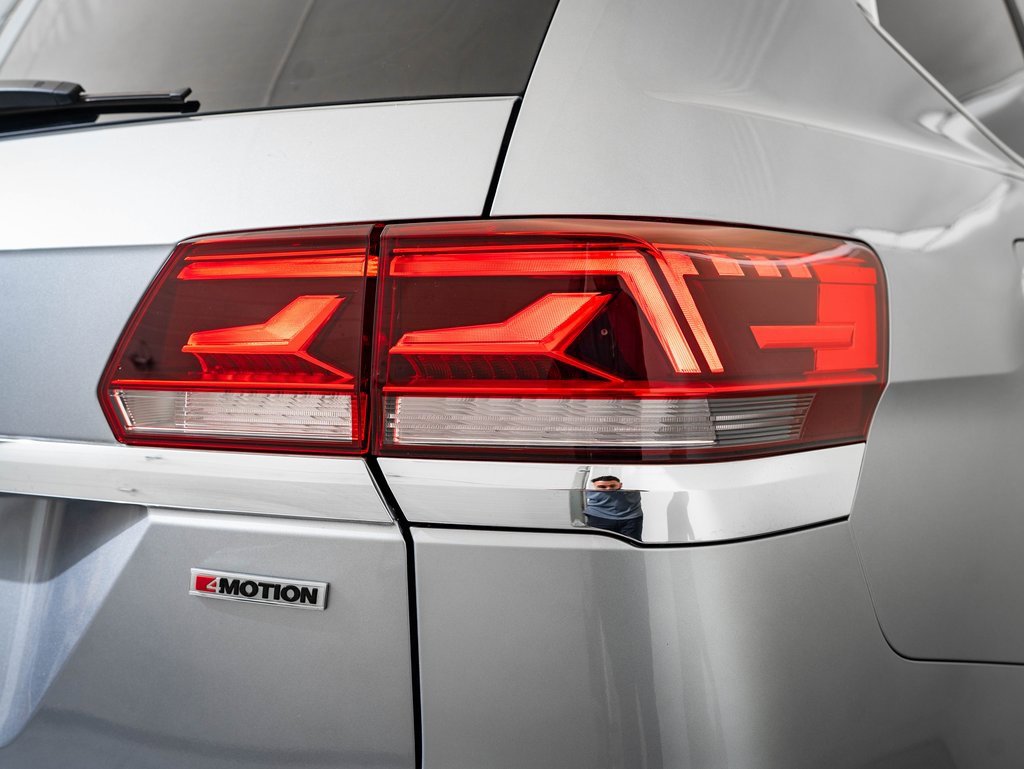 Used 2021 Volkswagen Atlas SEL Premium image 9