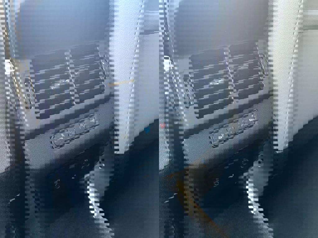 New 2026 Land Rover Range Rover Evoque S image 24