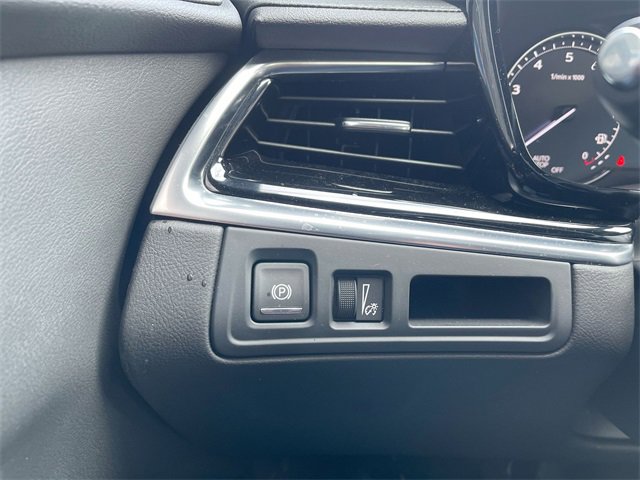 Certified 2024 Cadillac XT6 Luxury image 17