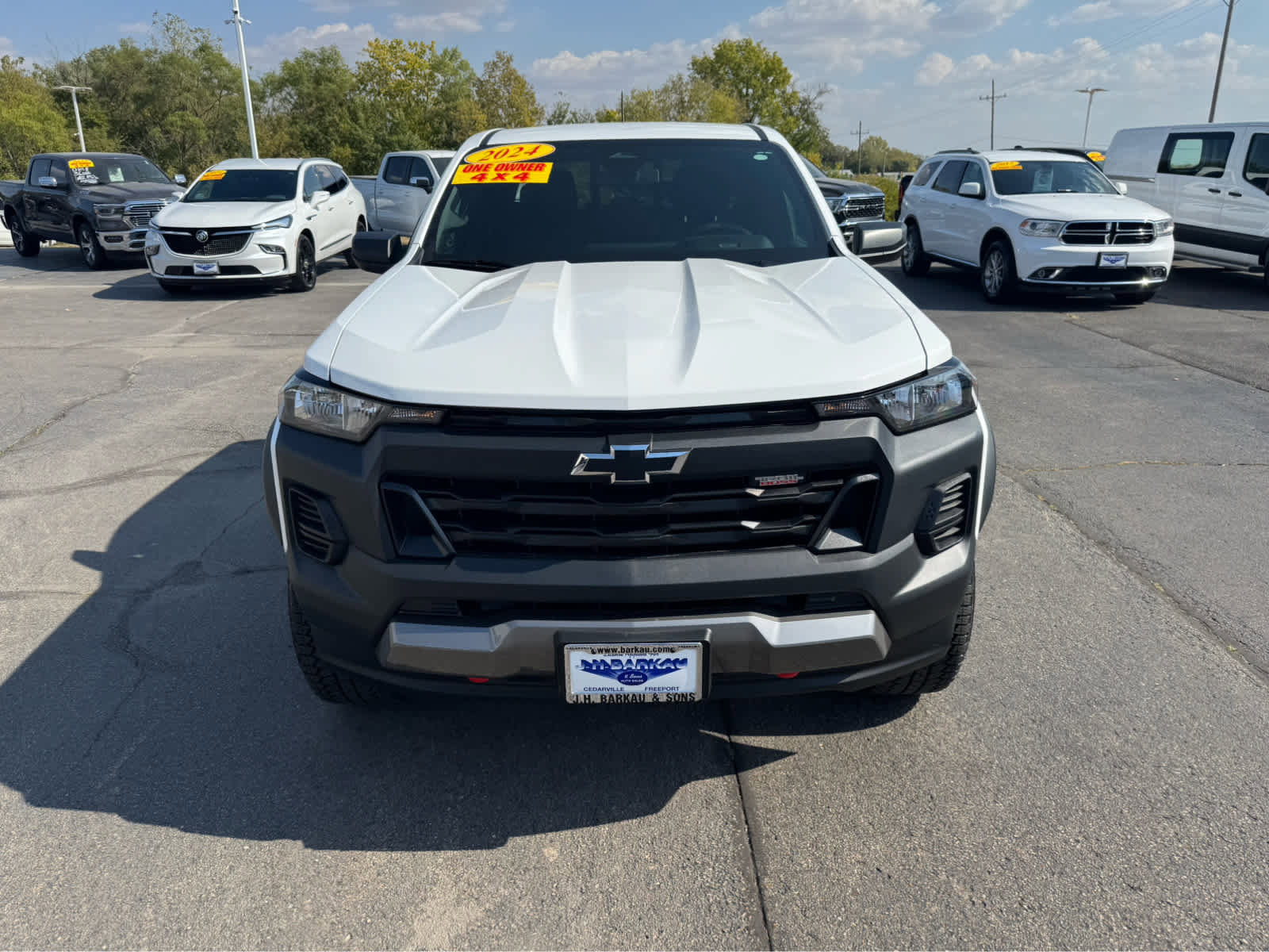 Used 2024 Chevrolet Colorado Trail Boss w/ Advanced Trailering Package image 9