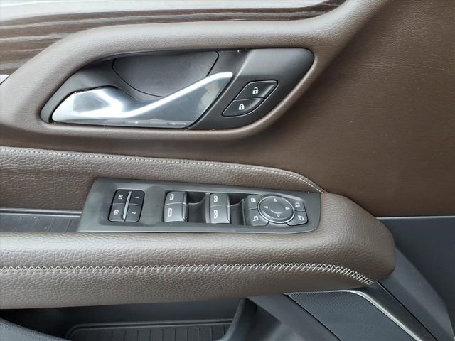 Used 2021 GMC Yukon Denali w/ Denali Premium Package image 29