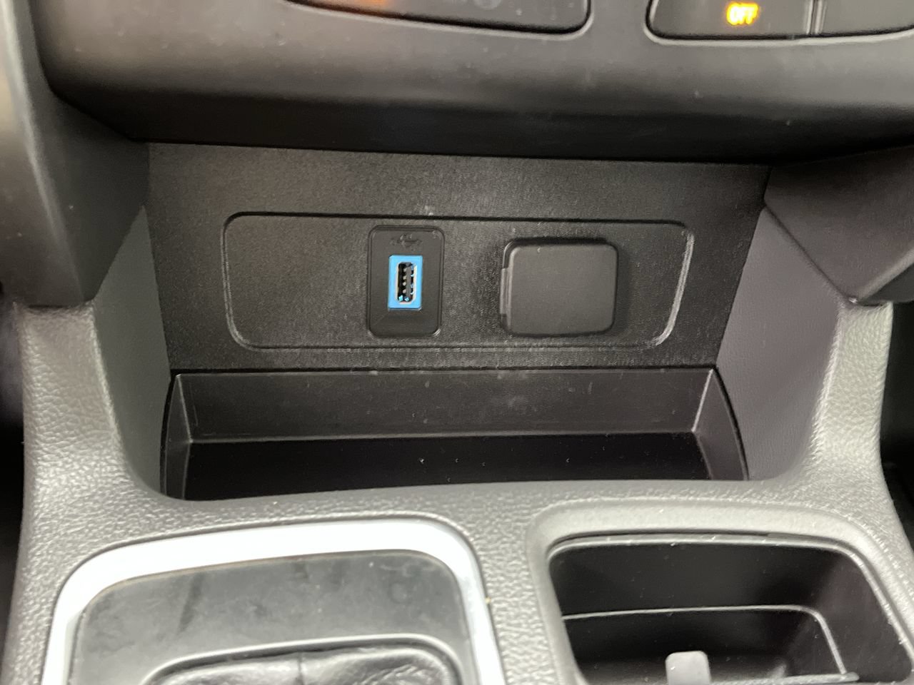 Used 2017 Ford Escape SE AWD/4WD image 19
