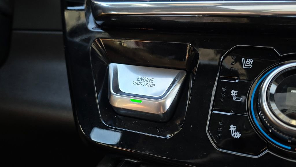 Used 2024 GMC Sierra 3500 Denali Ultimate image 73