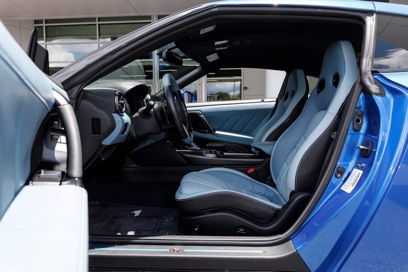 Used 2024 Nissan GT-R AWD/4WD image 51