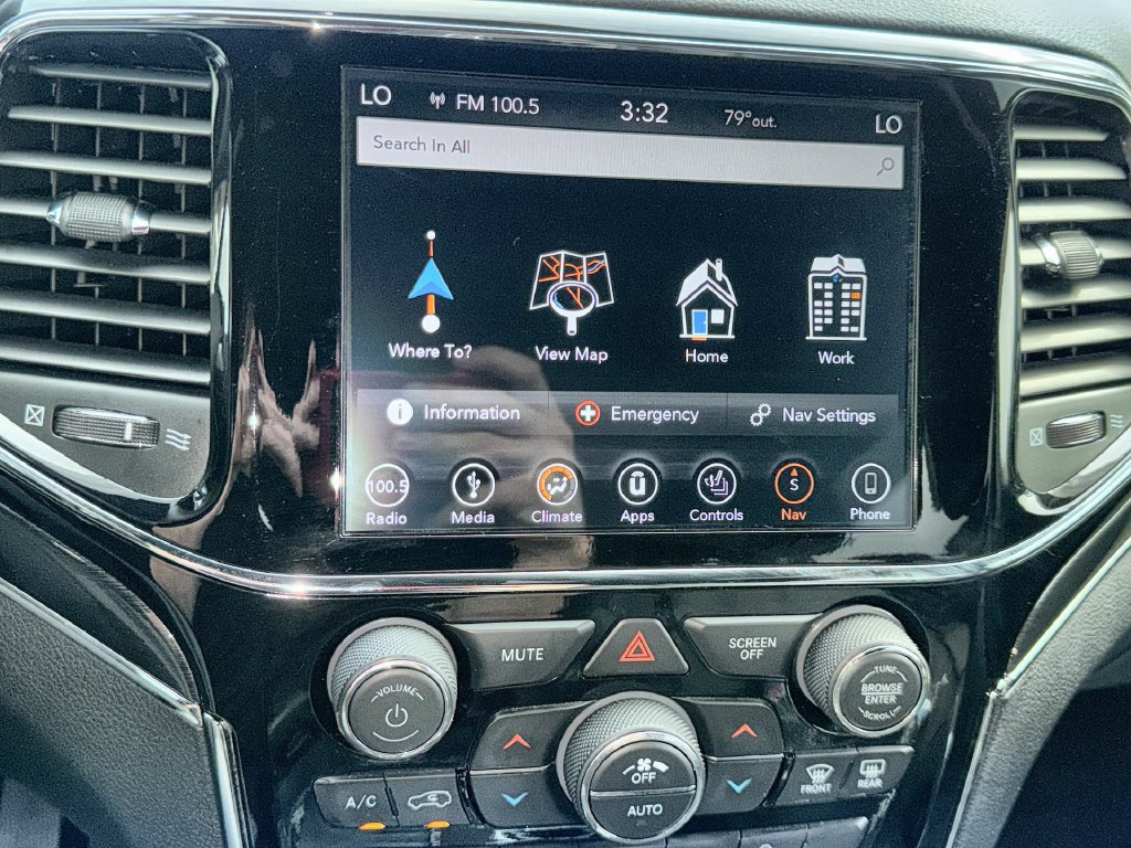 Used 2019 Jeep Grand Cherokee Trailhawk w/ Trailhawk Luxury Group AWD/4WD image 21