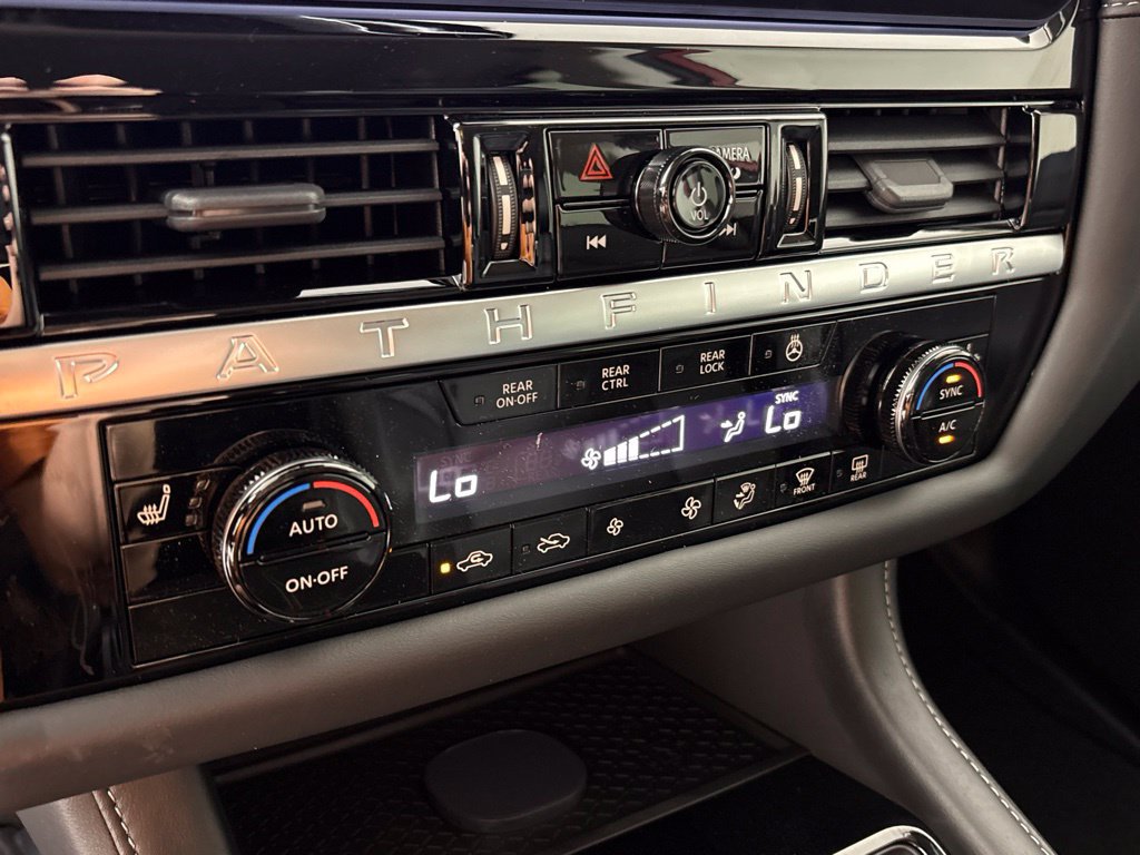 New 2026 Nissan Pathfinder SL FWD image 38