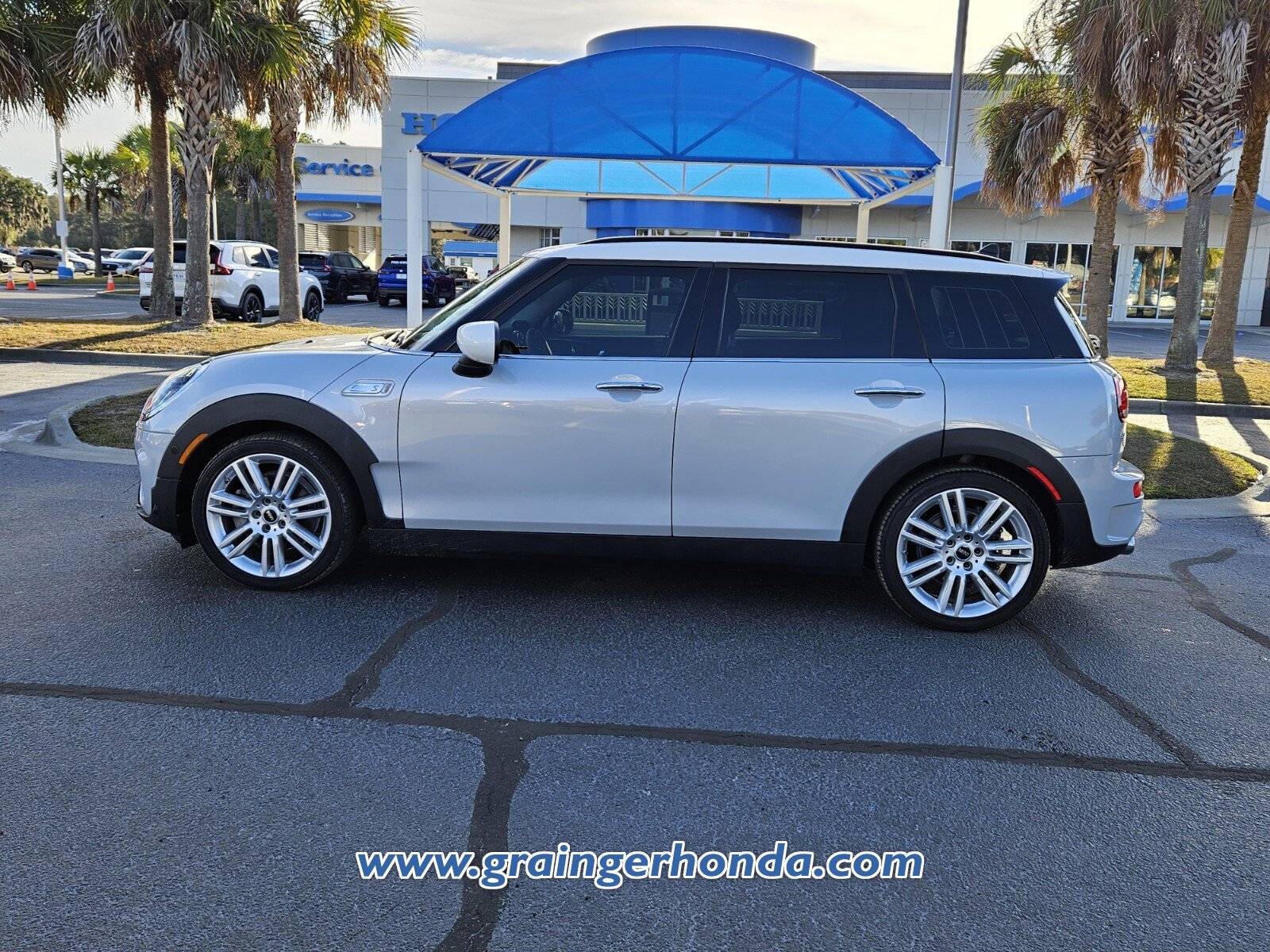 Used 2023 MINI Cooper Clubman S image 2