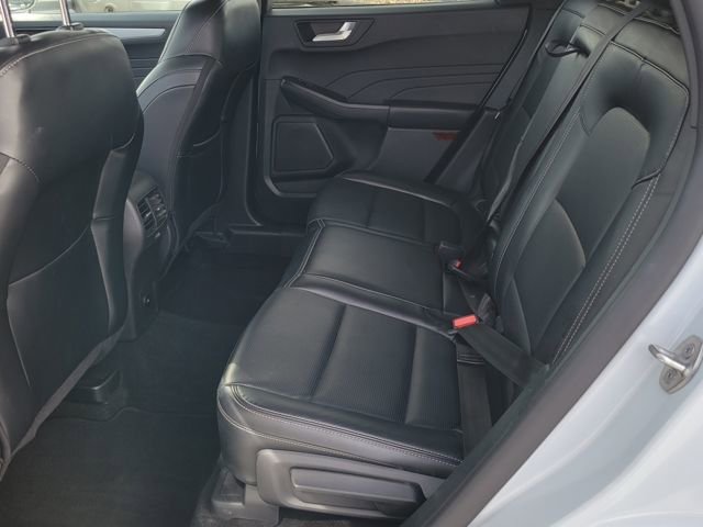 Used 2025 Ford Escape Platinum image 8