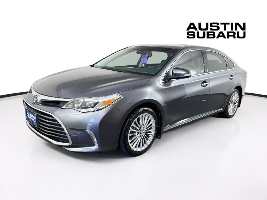 Used 2018 Toyota Avalon Limited FWD image 3