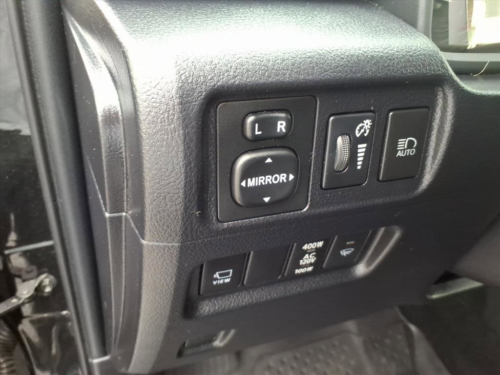 Used 2023 Toyota 4Runner Limited AWD/4WD image 28