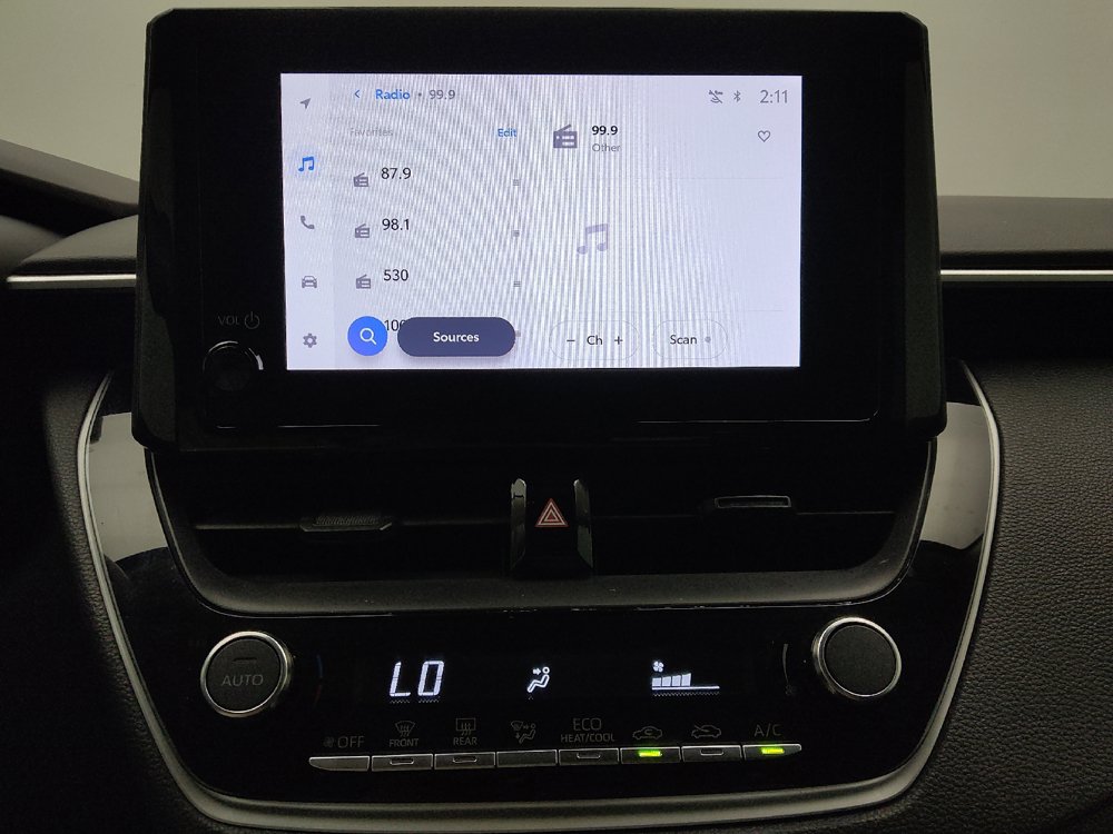 Used 2024 Toyota Corolla LE FWD image 25