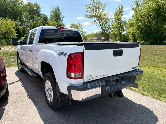 Used 2011 GMC Sierra 3500 SLE w/ SLE Preferred Package AWD/4WD image 8