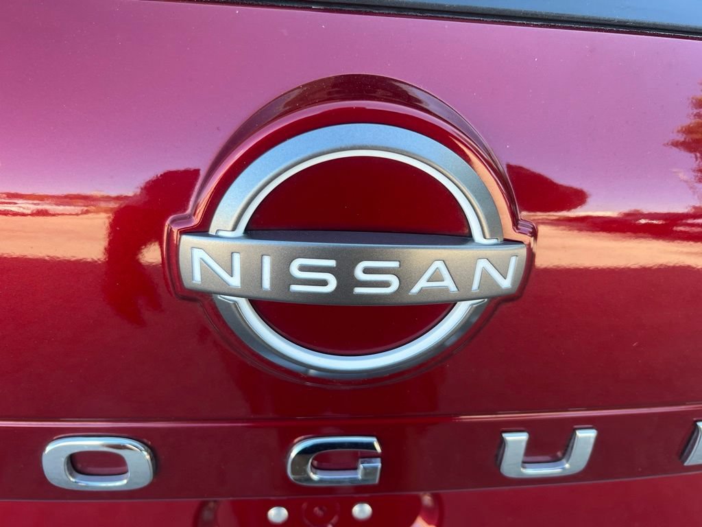 Certified 2023 Nissan Rogue SL w/ SL Premium Package AWD/4WD image 33