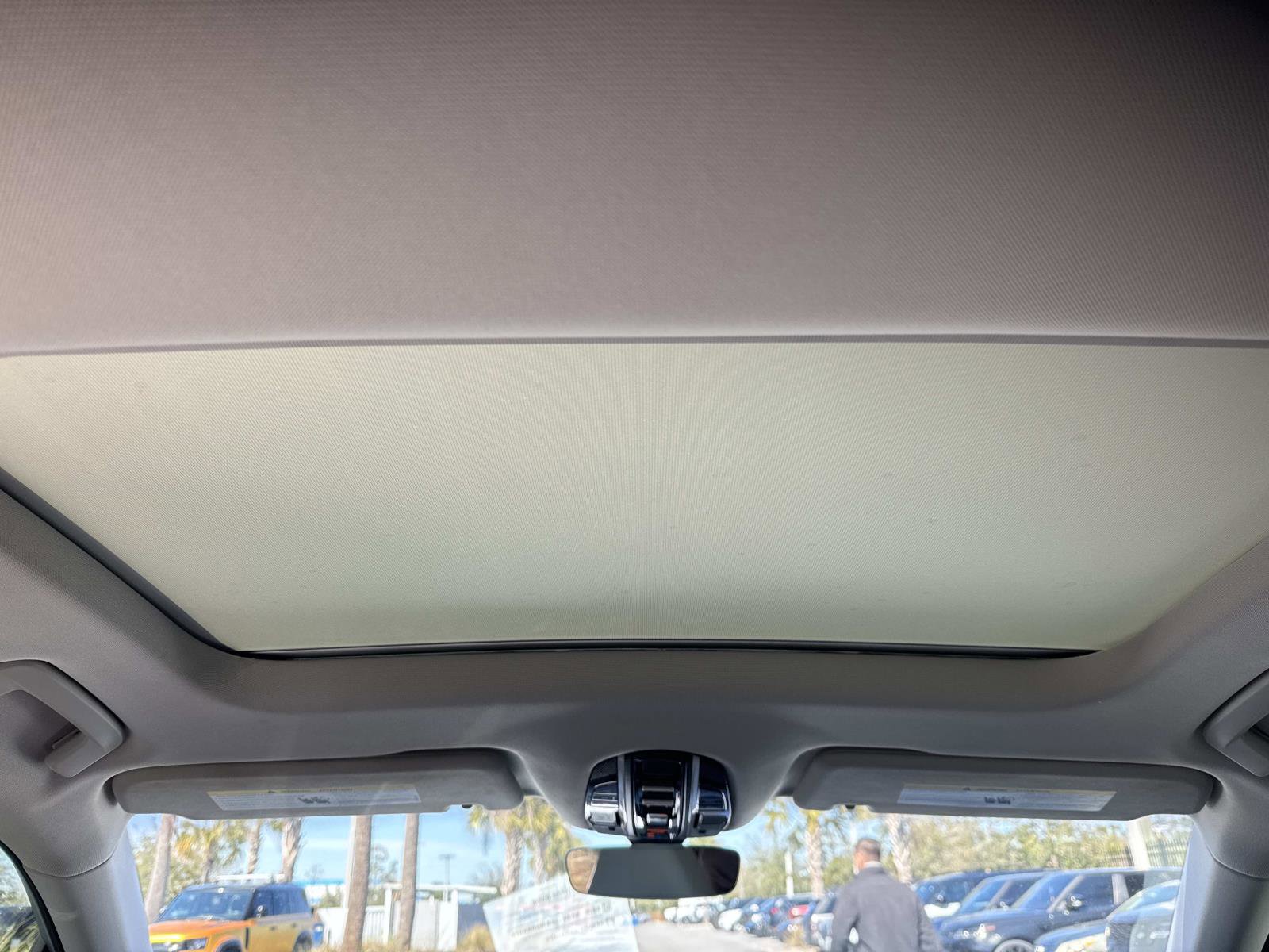 Used 2023 Porsche Panamera 4 Platinum Edition image 16