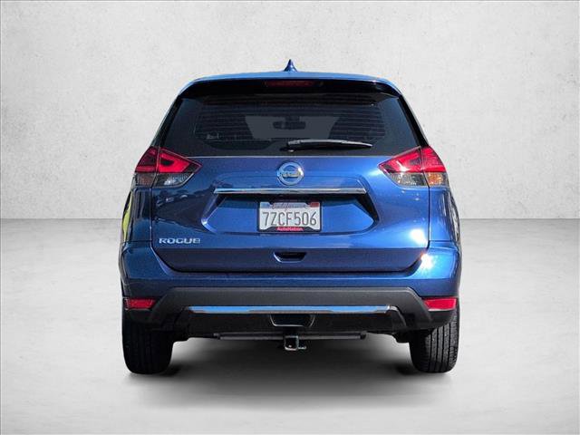 Used 2017 Nissan Rogue S image 7