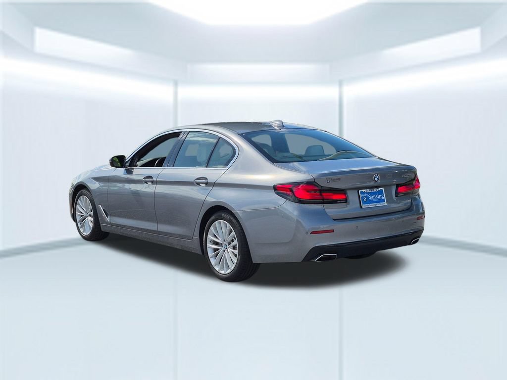 Used 2023 BMW 530i w/ Premium Package RWD image 3