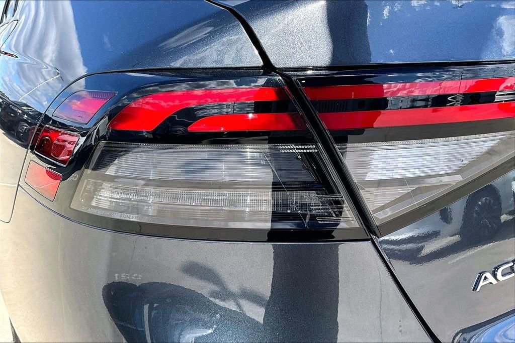 Used 2023 Honda Accord Touring image 36