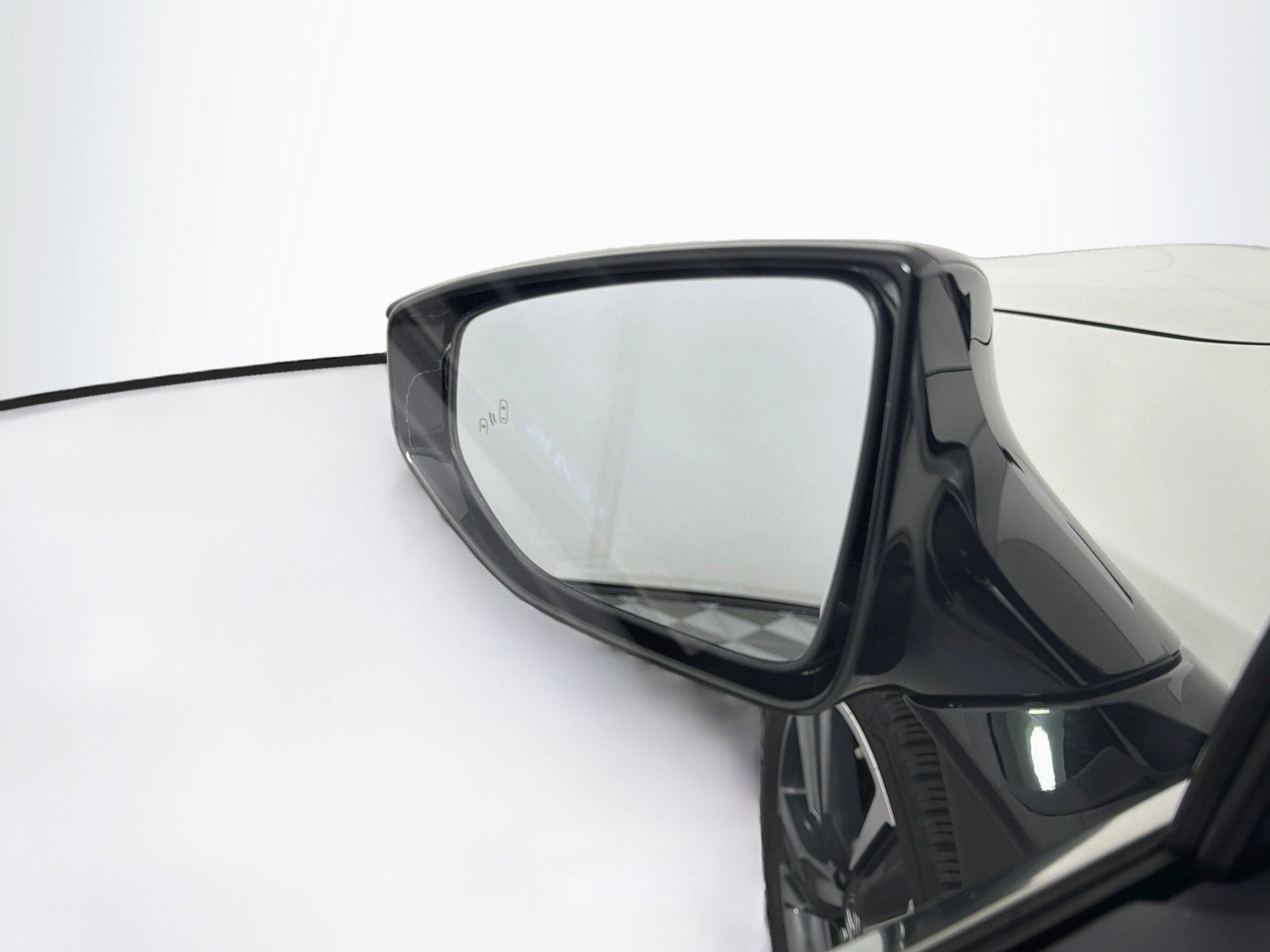 Used 2022 Lexus UX 200 w/ Accessory Package (Z2) FWD image 16