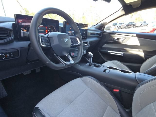 Used 2024 Ford Mustang Coupe RWD image 16