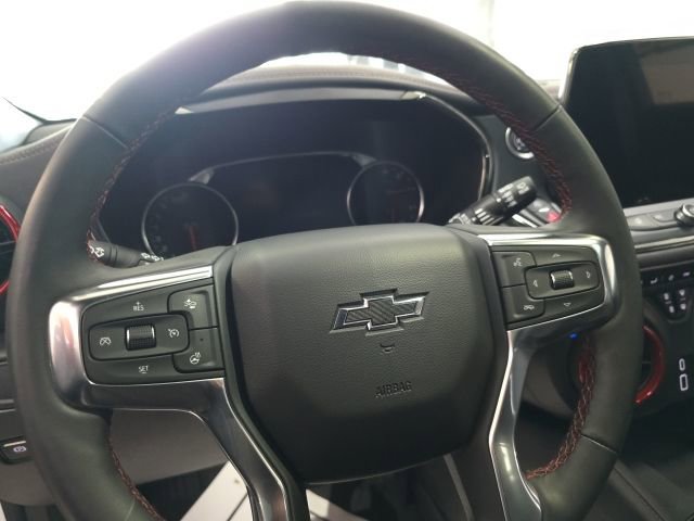 Used 2025 Chevrolet Blazer RS w/ Driver Confidence II Package image 16