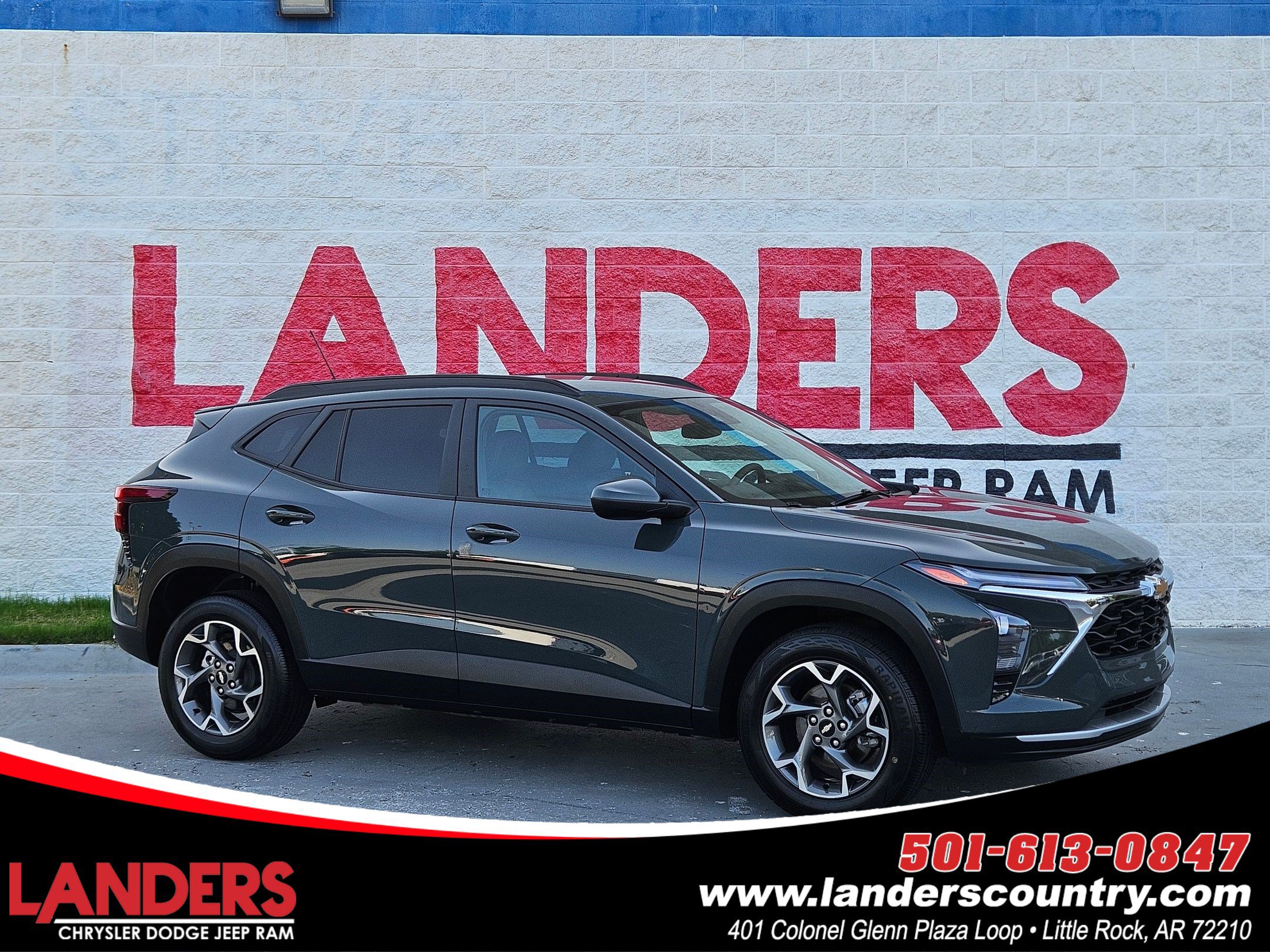 Used 2025 Chevrolet Trax LT