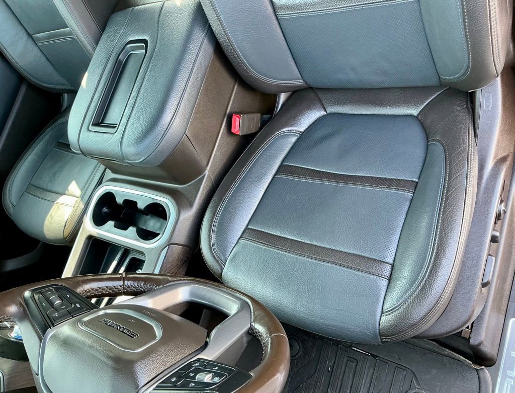 Used 2021 GMC Sierra 2500 Denali w/ Denali Ultimate Package image 44