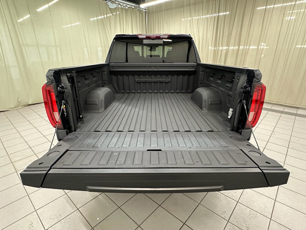 Used 2024 GMC Sierra 1500 Denali w/ Denali Reserve Package image 12
