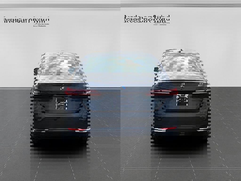 Used 2024 BMW 530i 530i Premium w/ Premium Package image 6